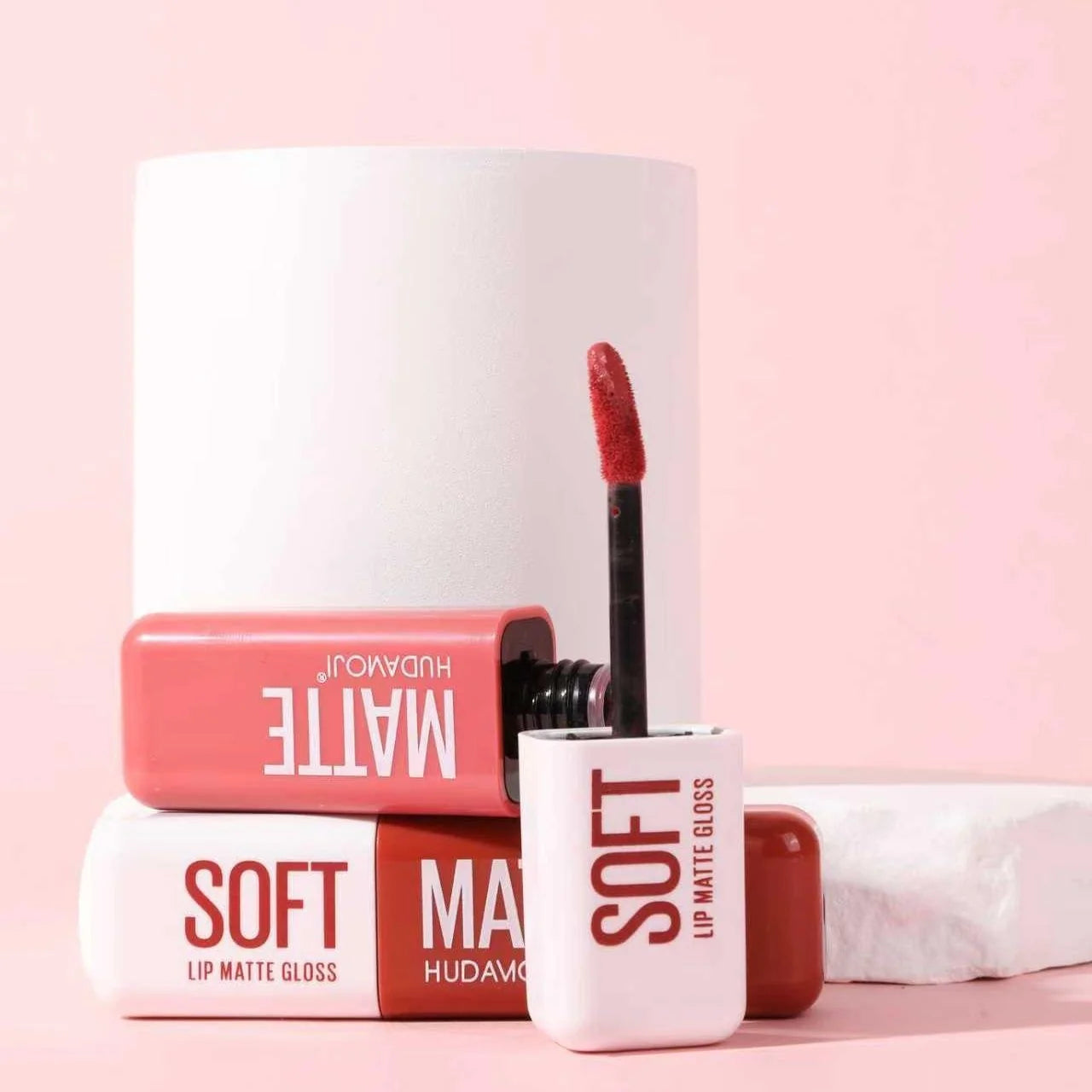 Hudamoji soft matte lip gloss