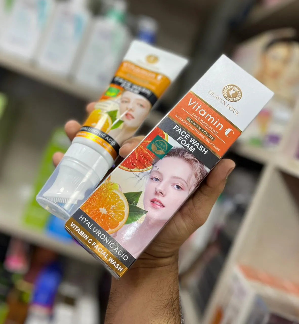 Heaven Dove Vitamin C with Berry Glutathione Facewash Foam