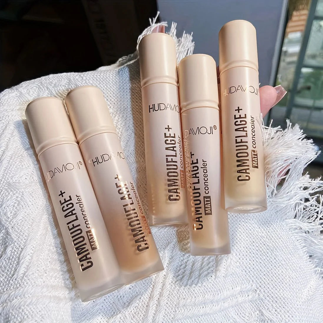 HudaMoji Liquid Concealer