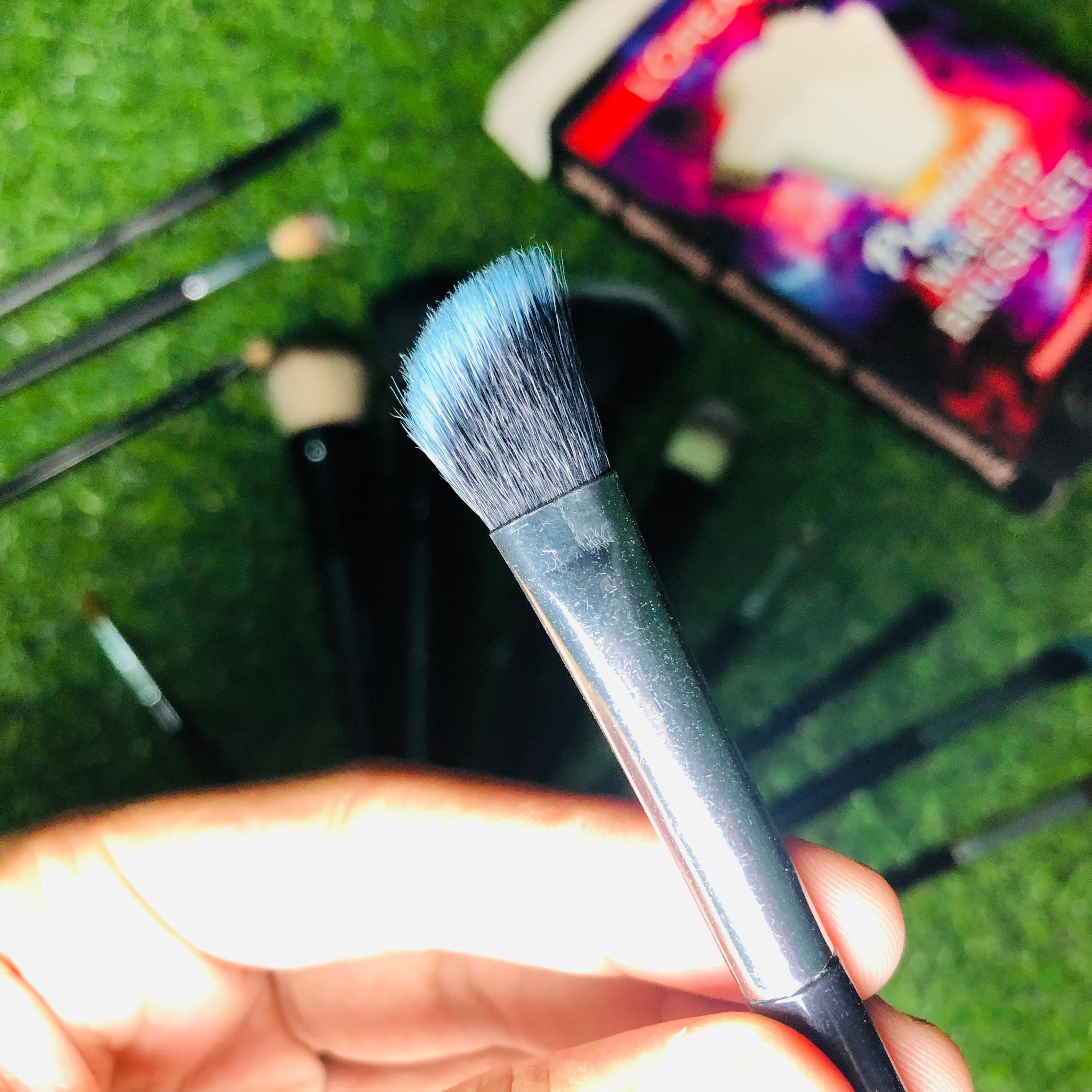 LOREAL Premium Makeup 13 pcs Brush Set