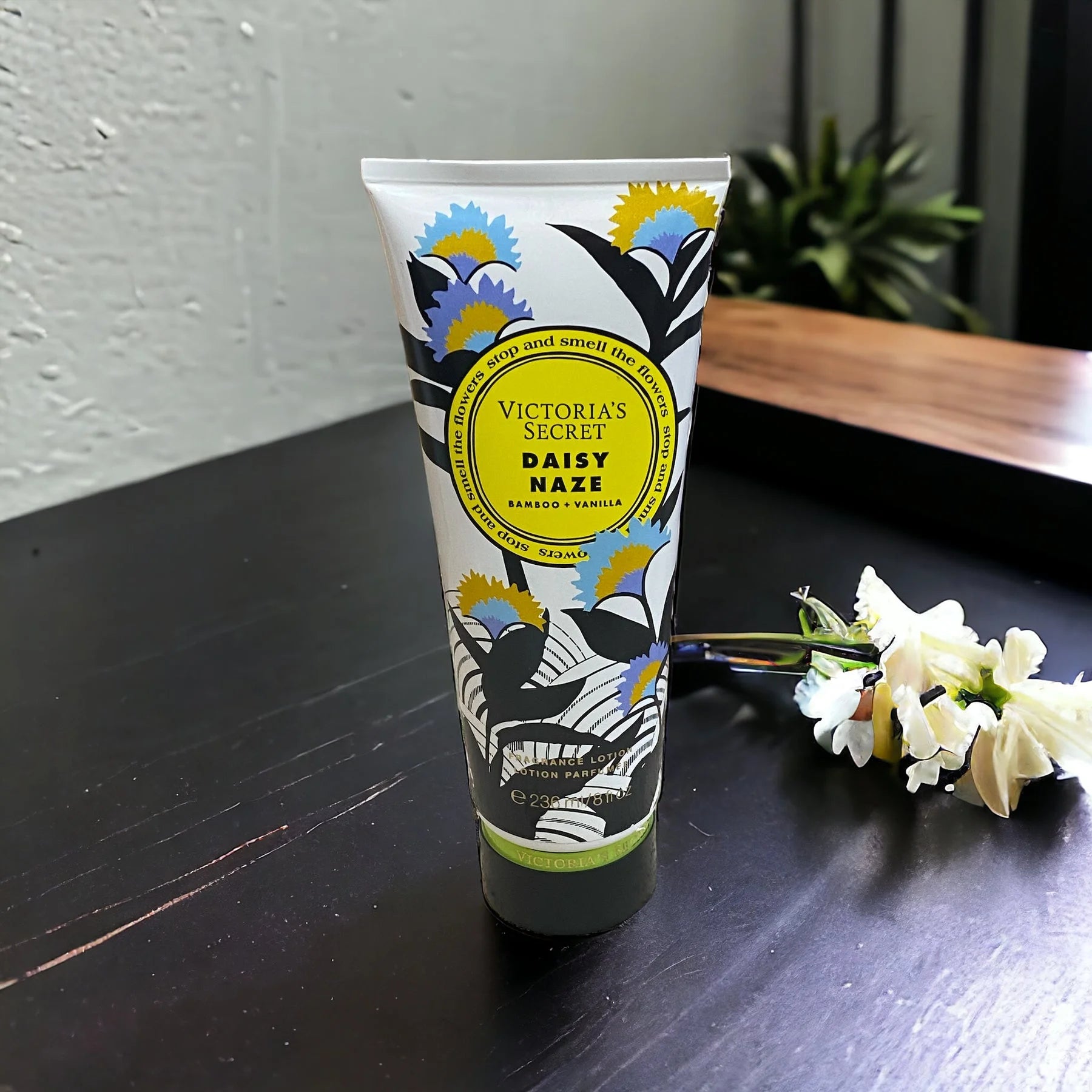 Victoria's Secret Fragrance Daisy Haze Lotion 236ml