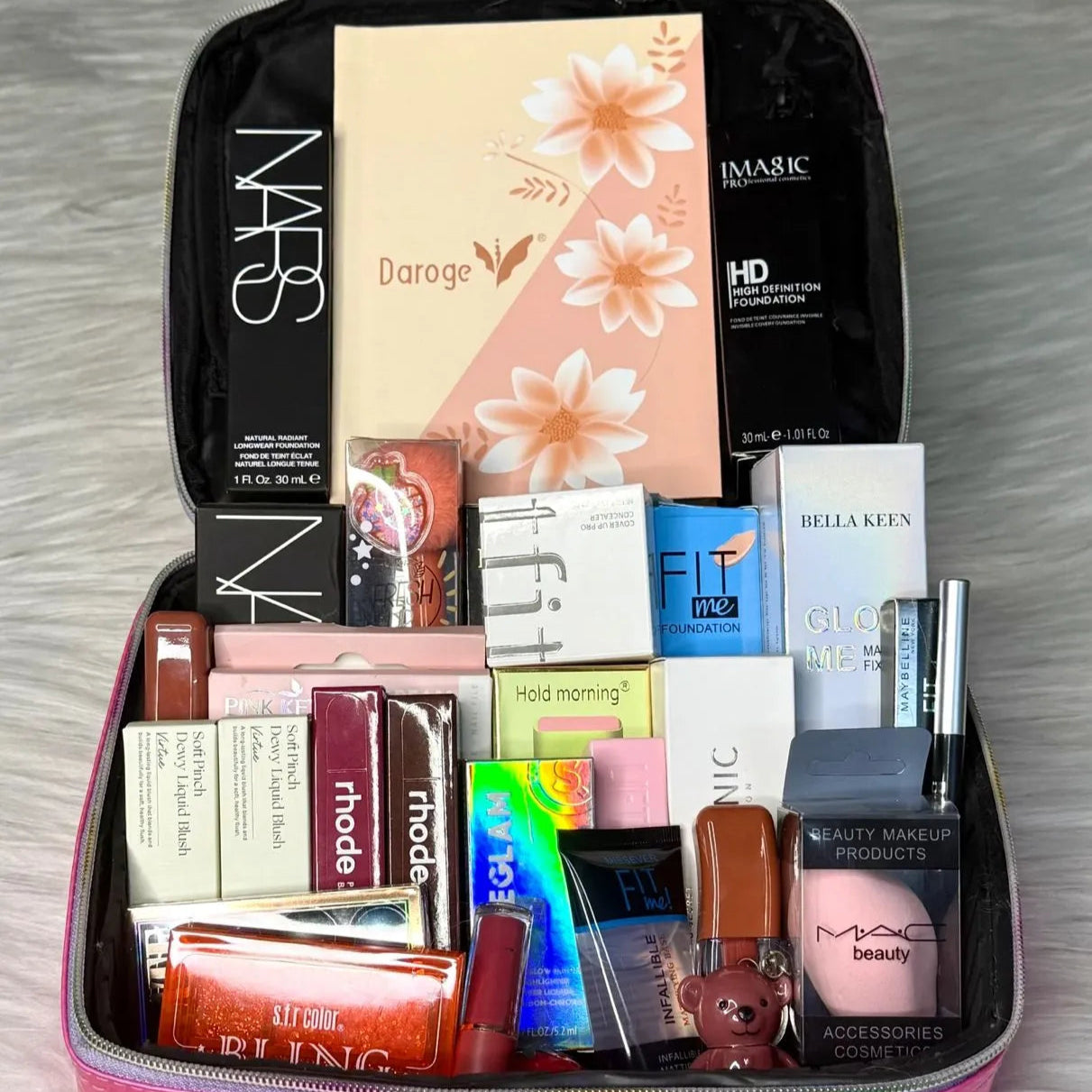 Luxury Makeup Kit – All-in-One Beauty Essentials Set