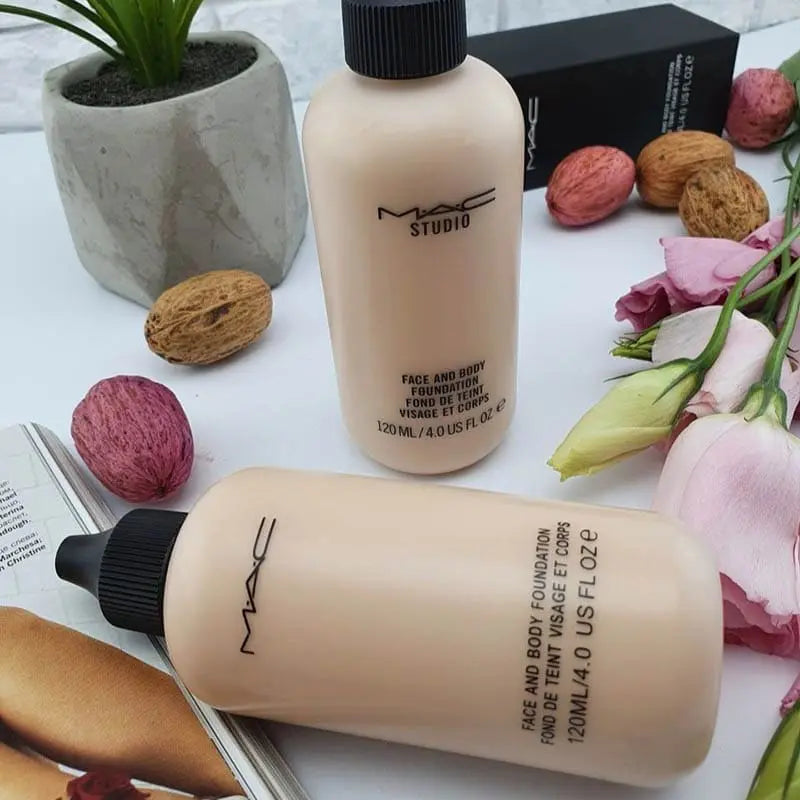MAC Studio Face And Body Foundation Makeup Foundation - 120ml