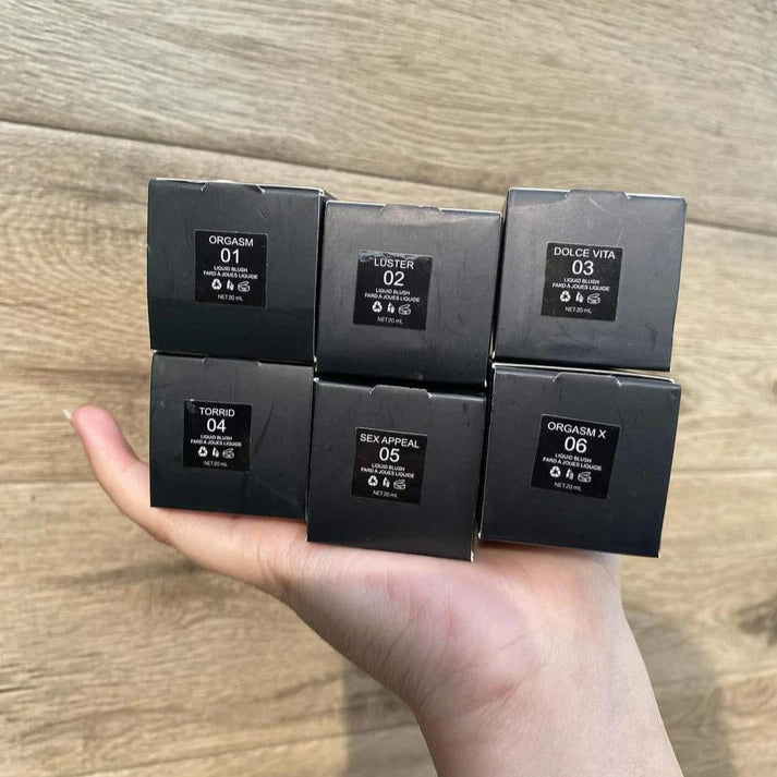 Huda Moji Matte Velvet Liquid Blush