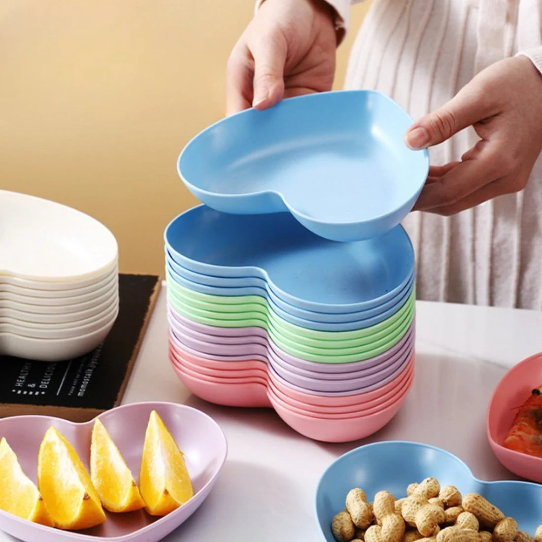 Heart Shape 10 PCs Plate Set With Holder