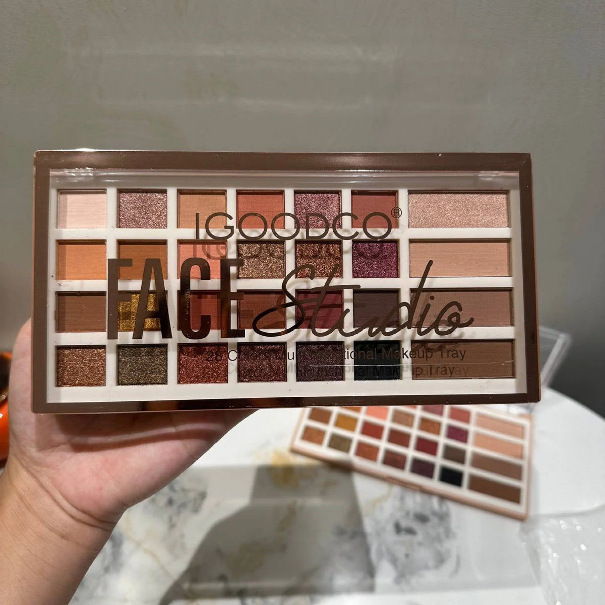 IGOODCO Face Studio Eyeshadow Palette - 20 Colors