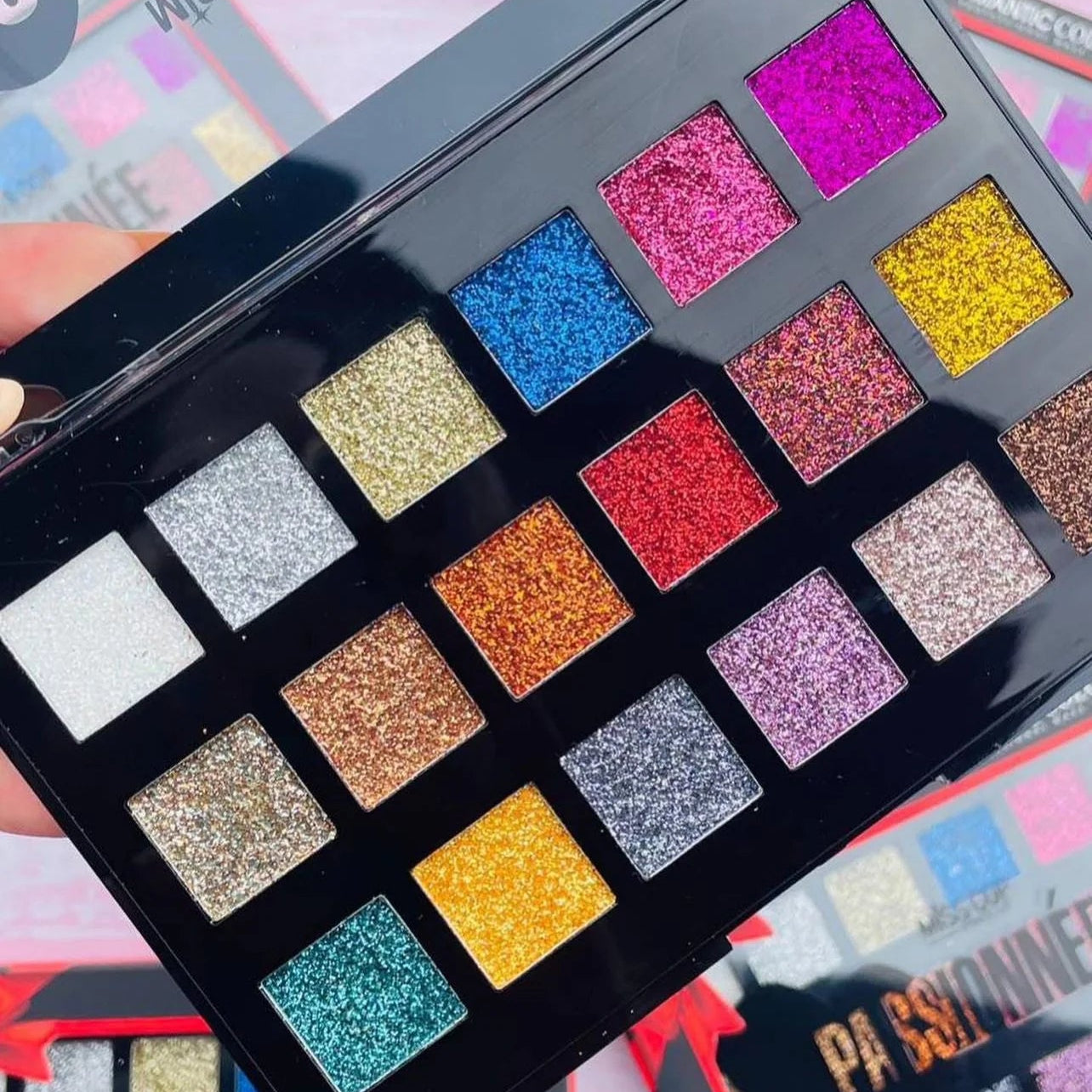 Romantic Color 18 colors Glitter Palette