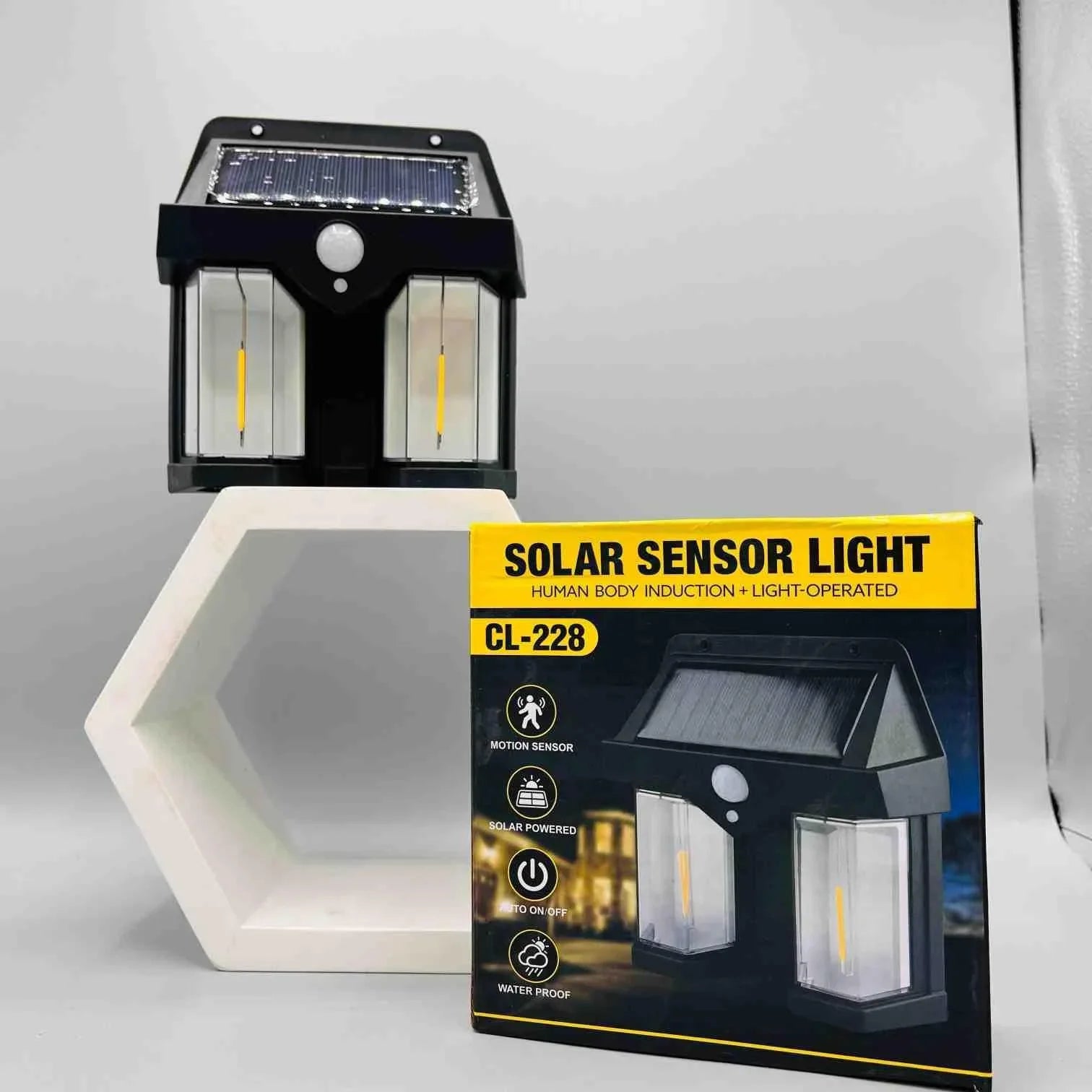 Solar LED Sensor LIGHT Cl 228 Human Body Induction Plus Light Operated