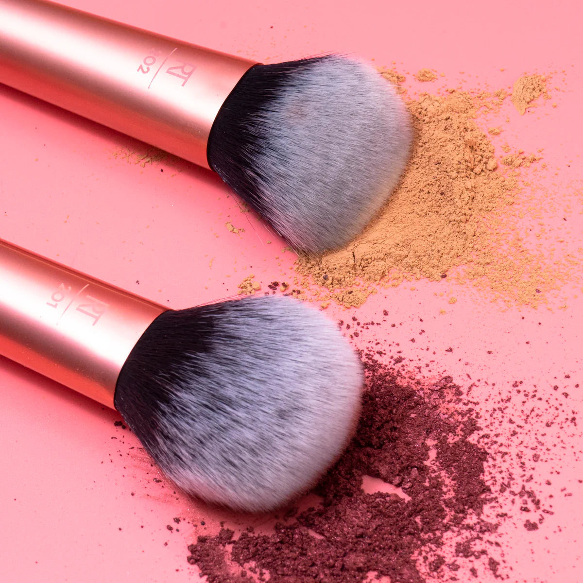 Real Techniques Ultra Plush Powder Makeup Brush