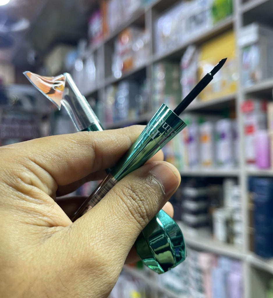 Lareen 24H EyeLiner Lasting WaterProof D127