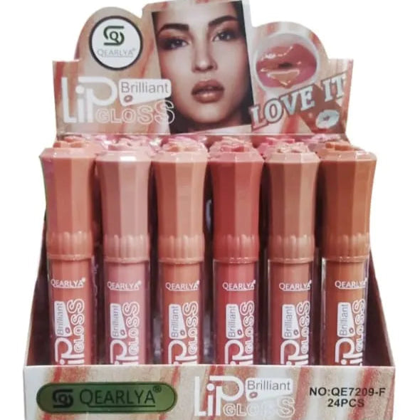 Qearlya Matte Lip Gloss – Smooth, Non-Sticky Matte Shine for All-Day Wear