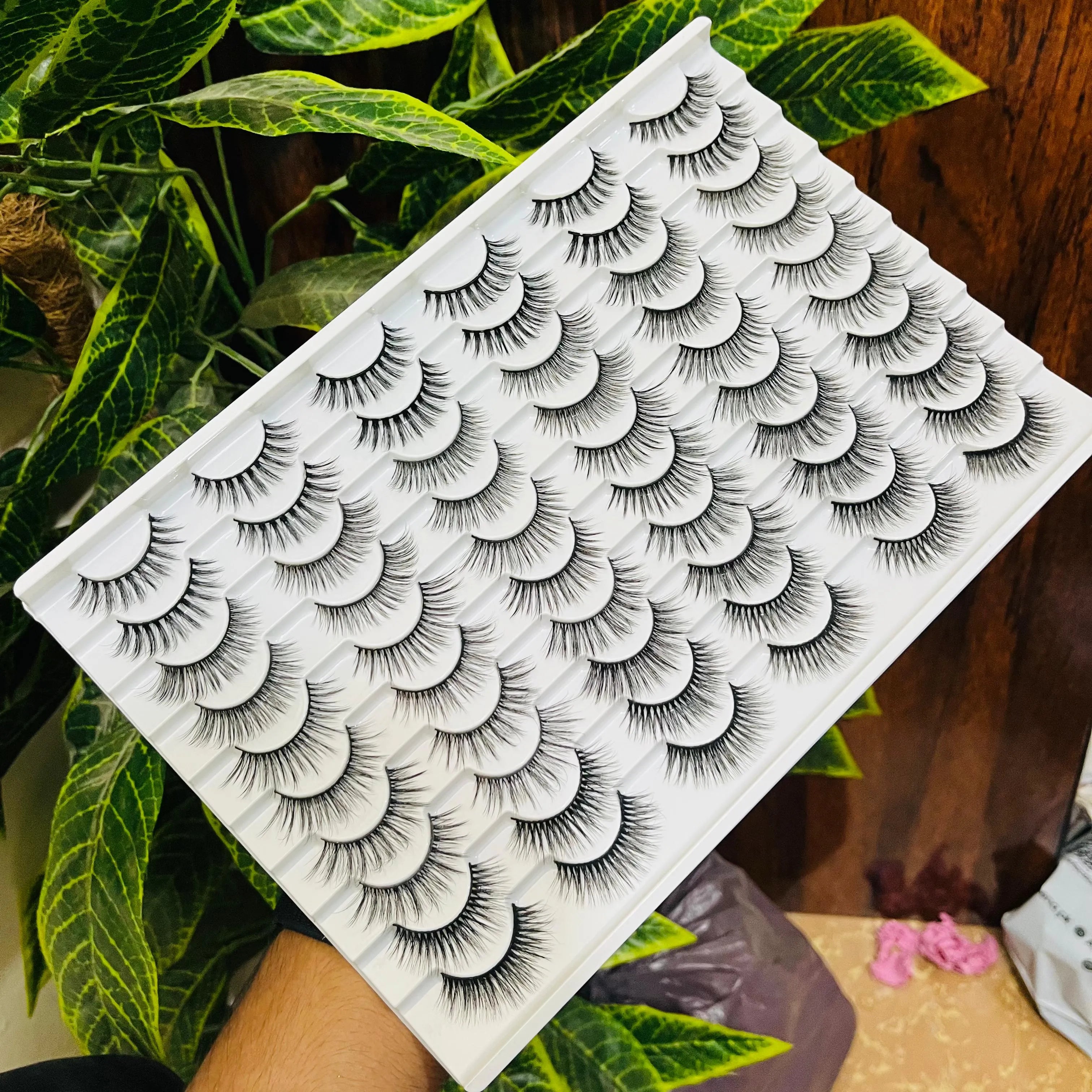 Anjeer 30 Pair Eyelashes