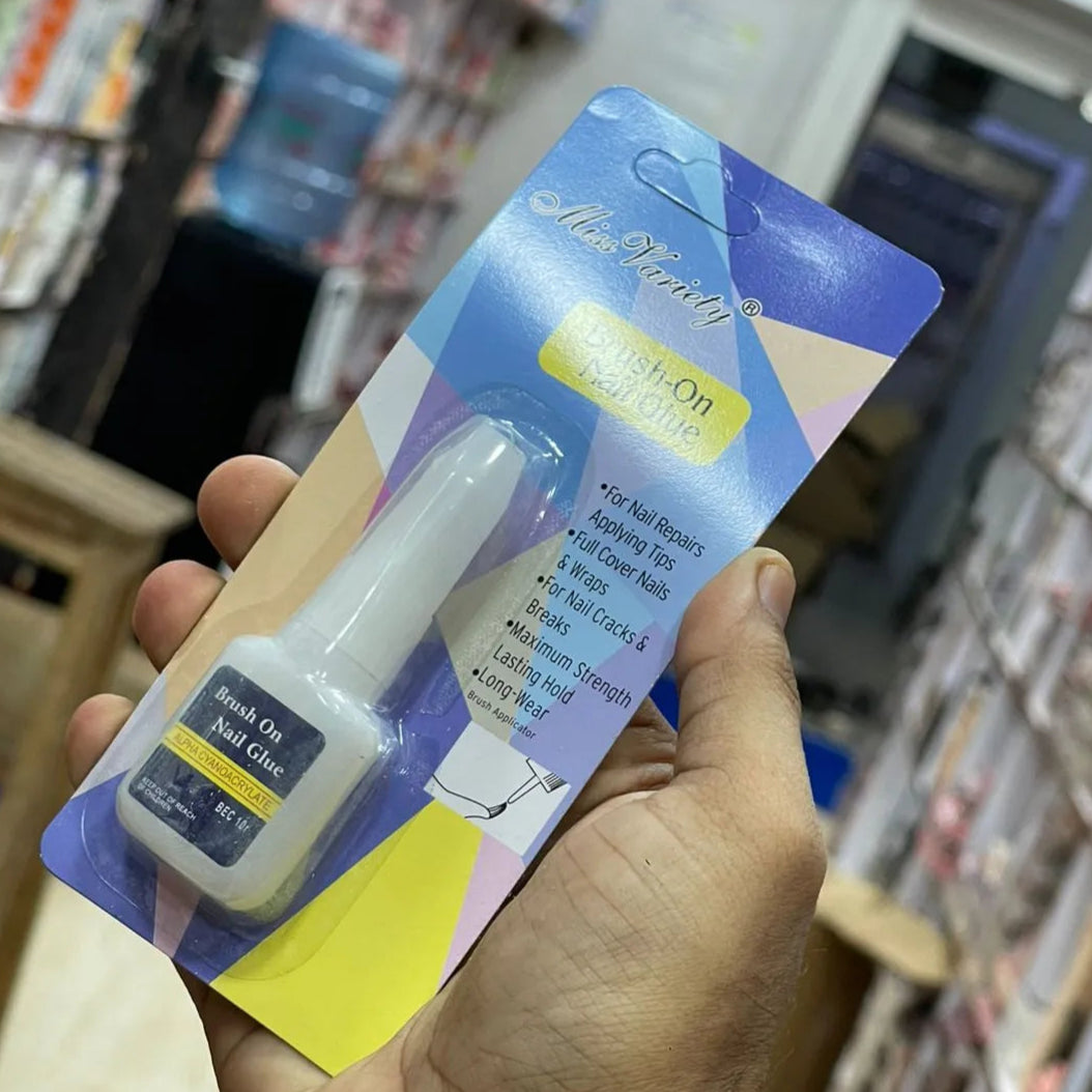 Brush-On Nail Glue