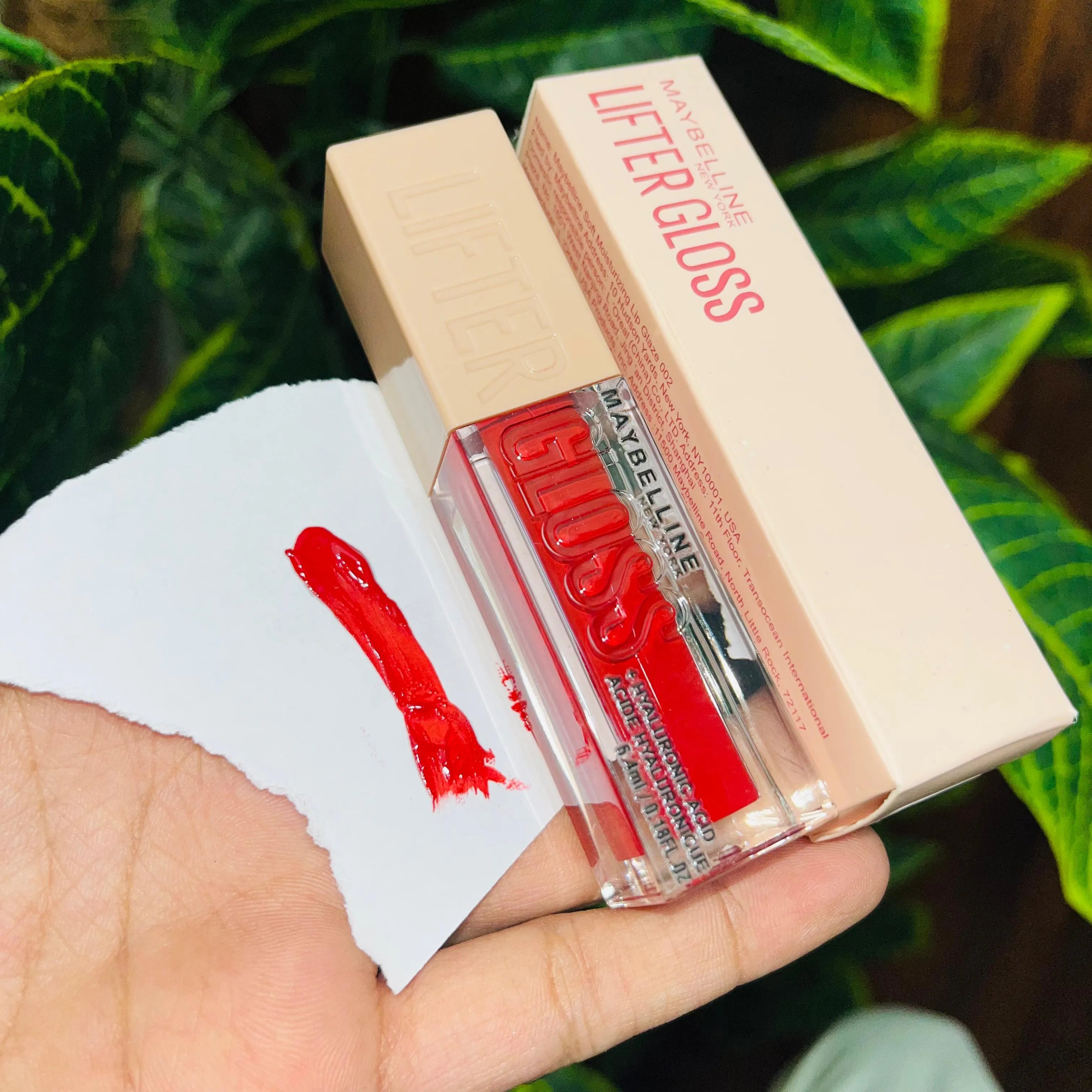 Maybelline Lifter Gloss – Hydrating Lip Gloss with Plumping Effect