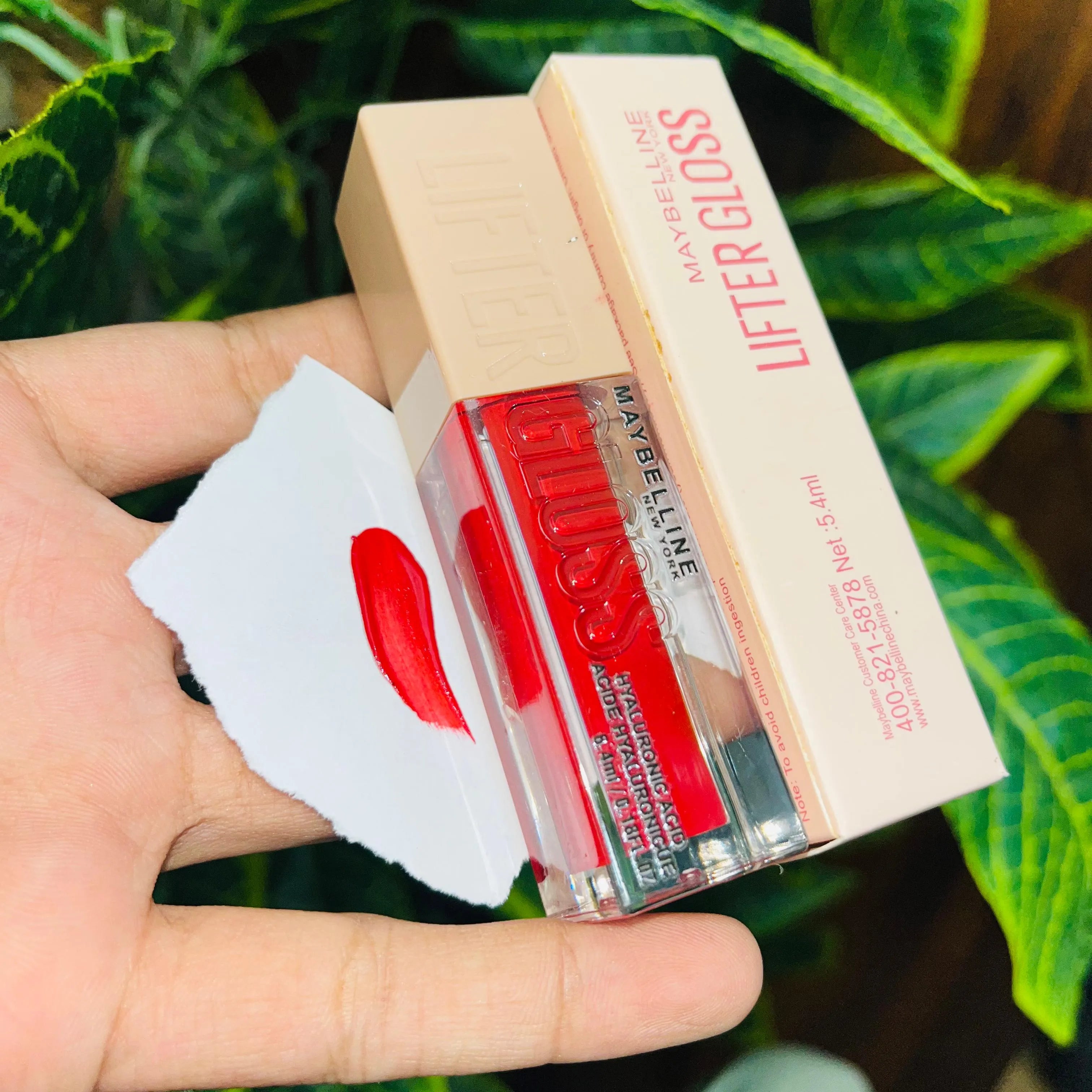 Maybelline Lifter Gloss – Hydrating Lip Gloss with Plumping Effect