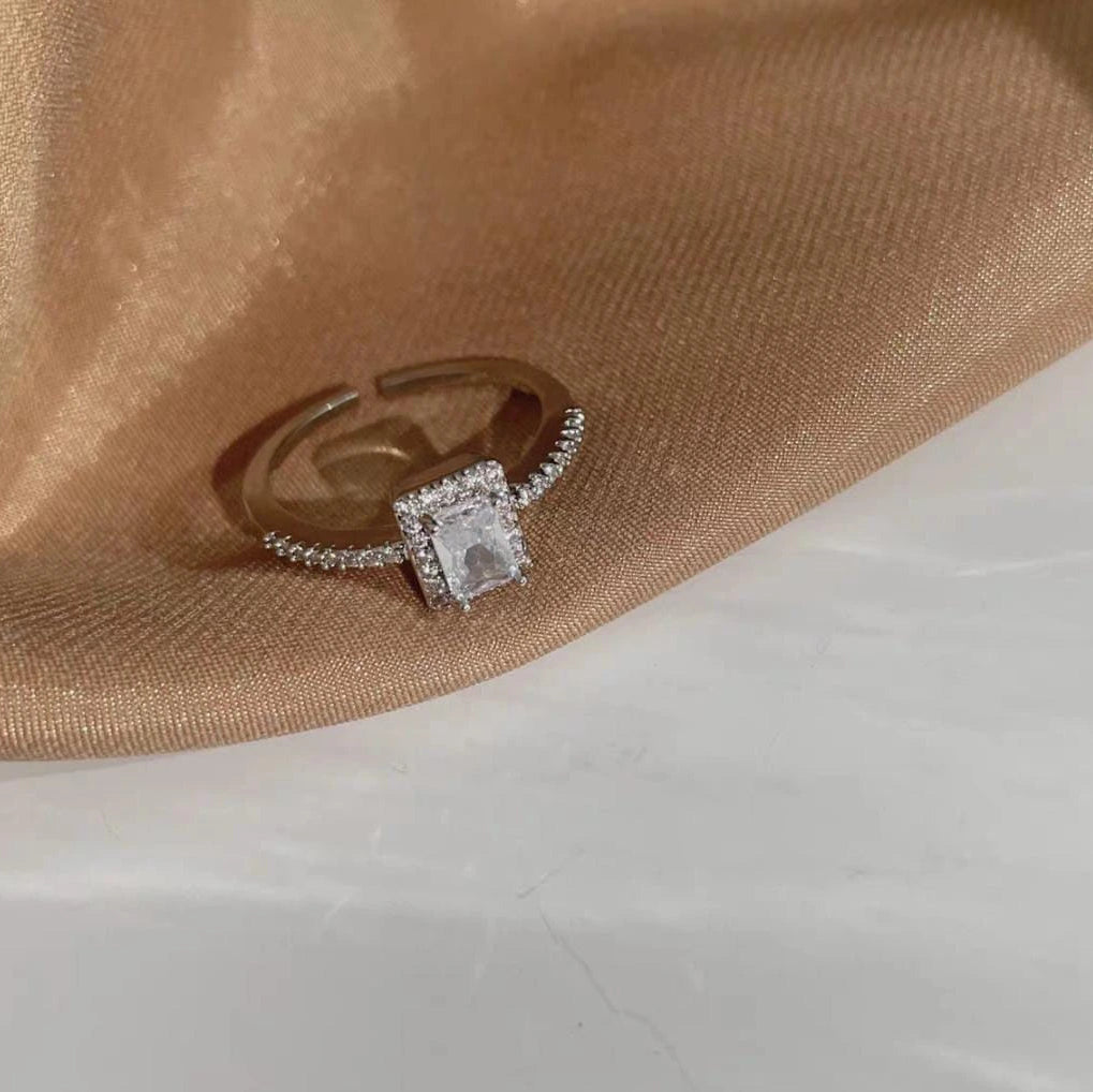 Premium Stainless Steel Zircon Ring – Each