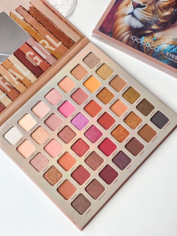 IGOODCO Feral Girl Eyeshadow Palette - 42 Colors