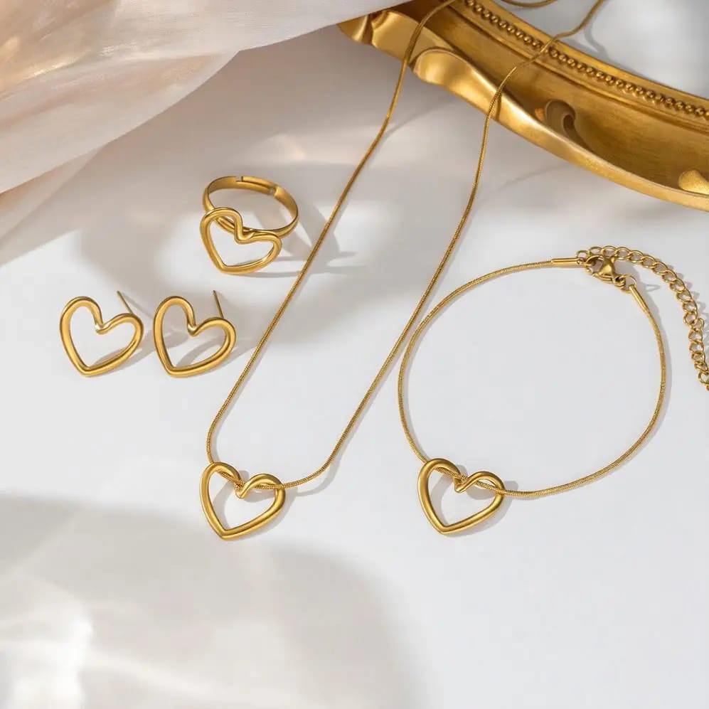 Golden Heart Jewelry Set