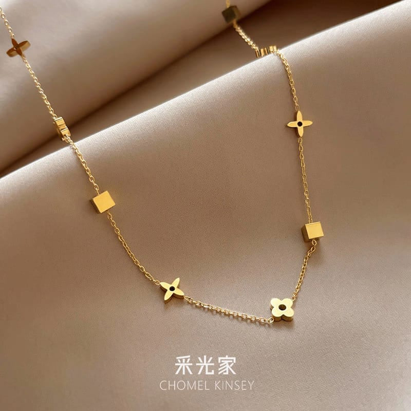 Stainless Steel Small Square Leaf Clover Pendant Necklace