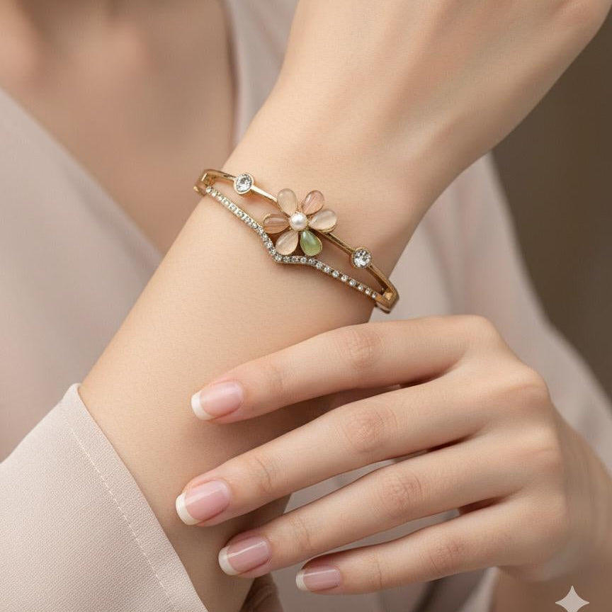 ELEGANT Bangle Bracelet