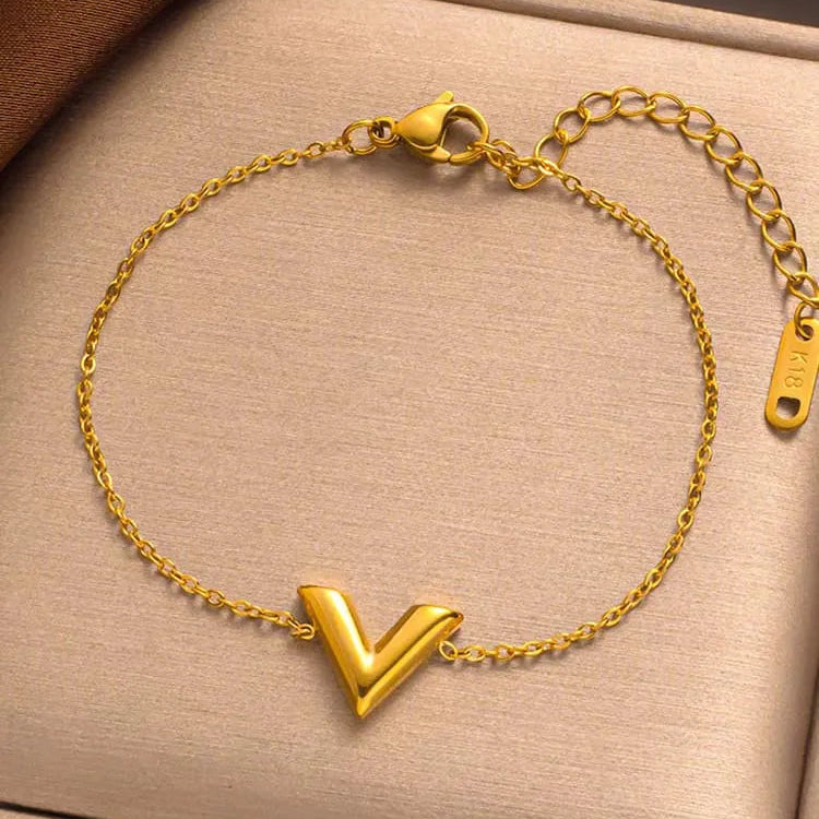Luxury Design Stainless Steel Letter V Bracelet