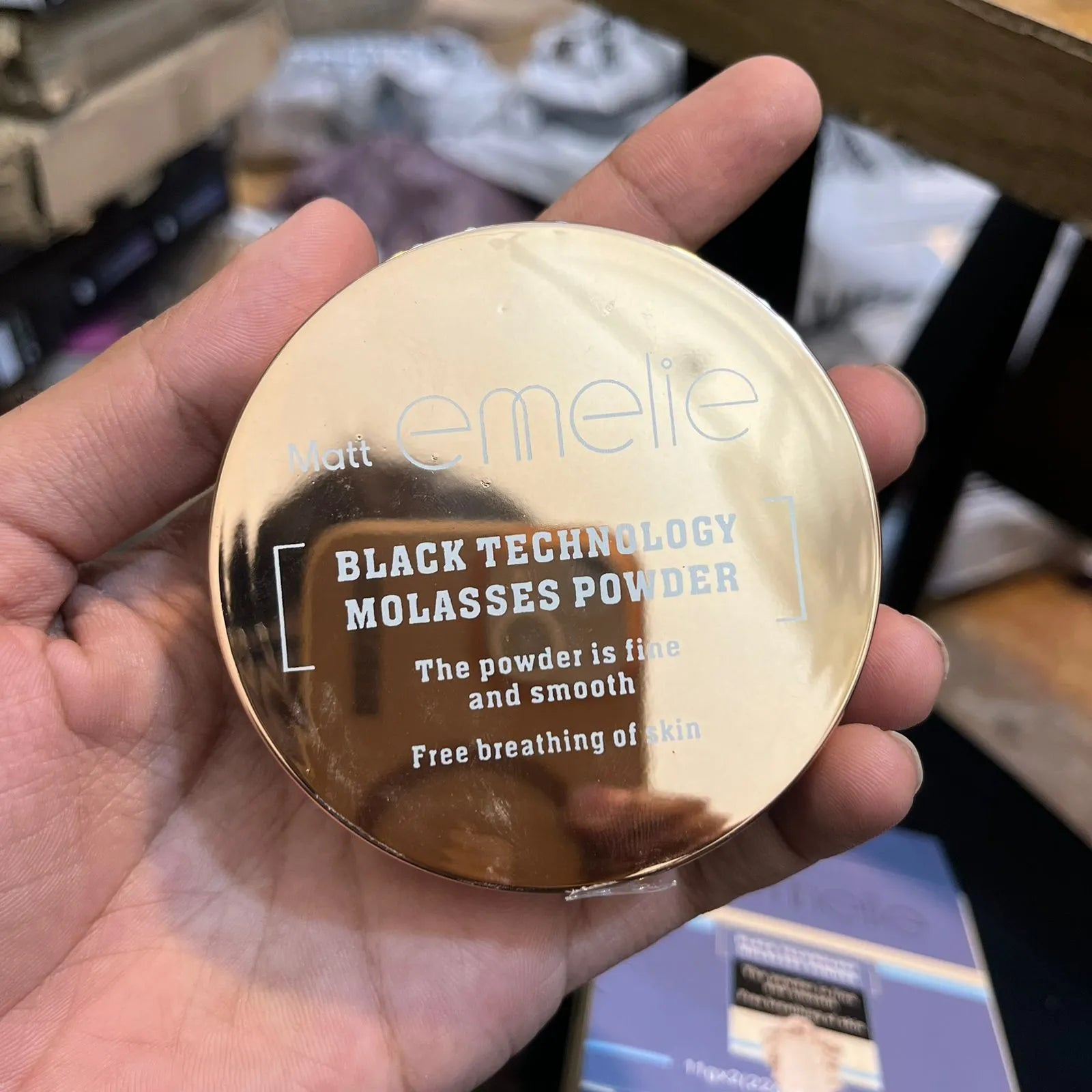 Emelie Double Face Powder – 2-in-1 Compact for Flawless Matte Finish