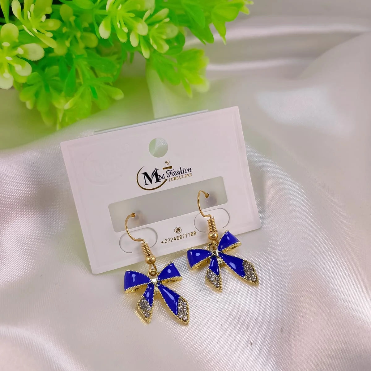 China Funkey Bow Earrings – Each