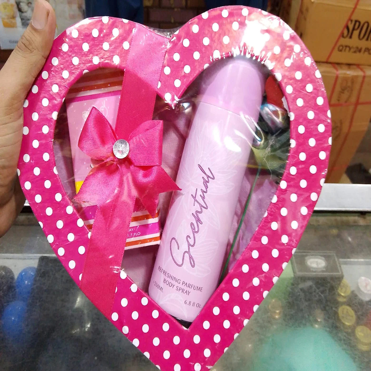 Heart Shape Gift Pack 2 Pcs Perfume 35ml + 200ml Body Spray Set