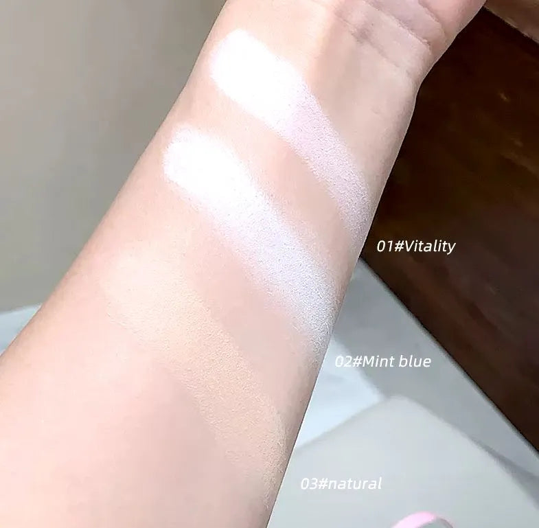 Gege Bear Matte Oil Control Face Powder