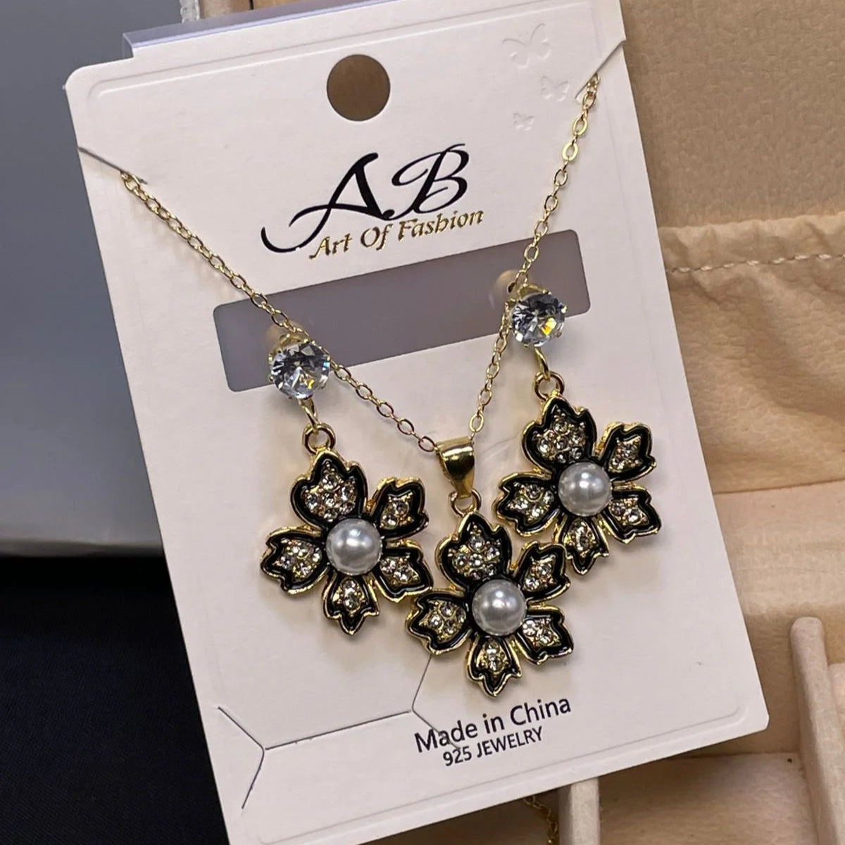 Women’s Necklace & Earrings Set – Each