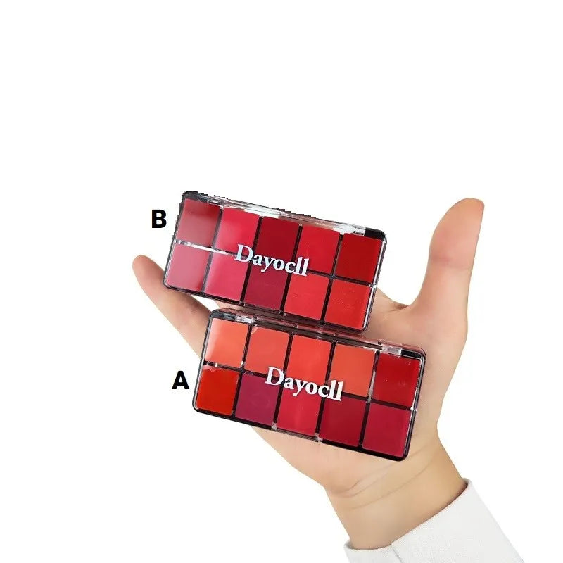 Dayocll Enhances Natural Lip Color