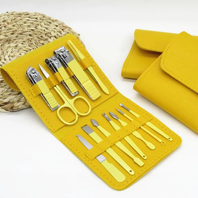 Portable 16-Piece Professional Manicure & Pedicure Kit – Multicolor