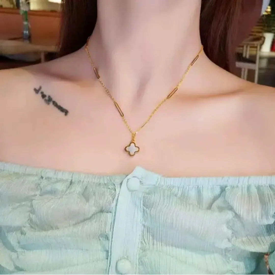 Stainless Steel Clover Double Side Chain Locket – Each