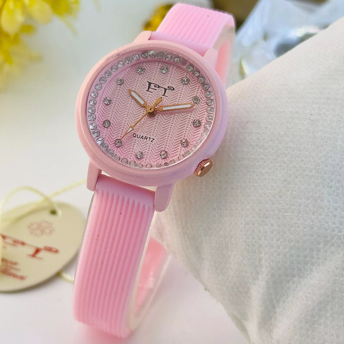 FT Women's Round Cushion-Shaped Quartz Fashion Watch