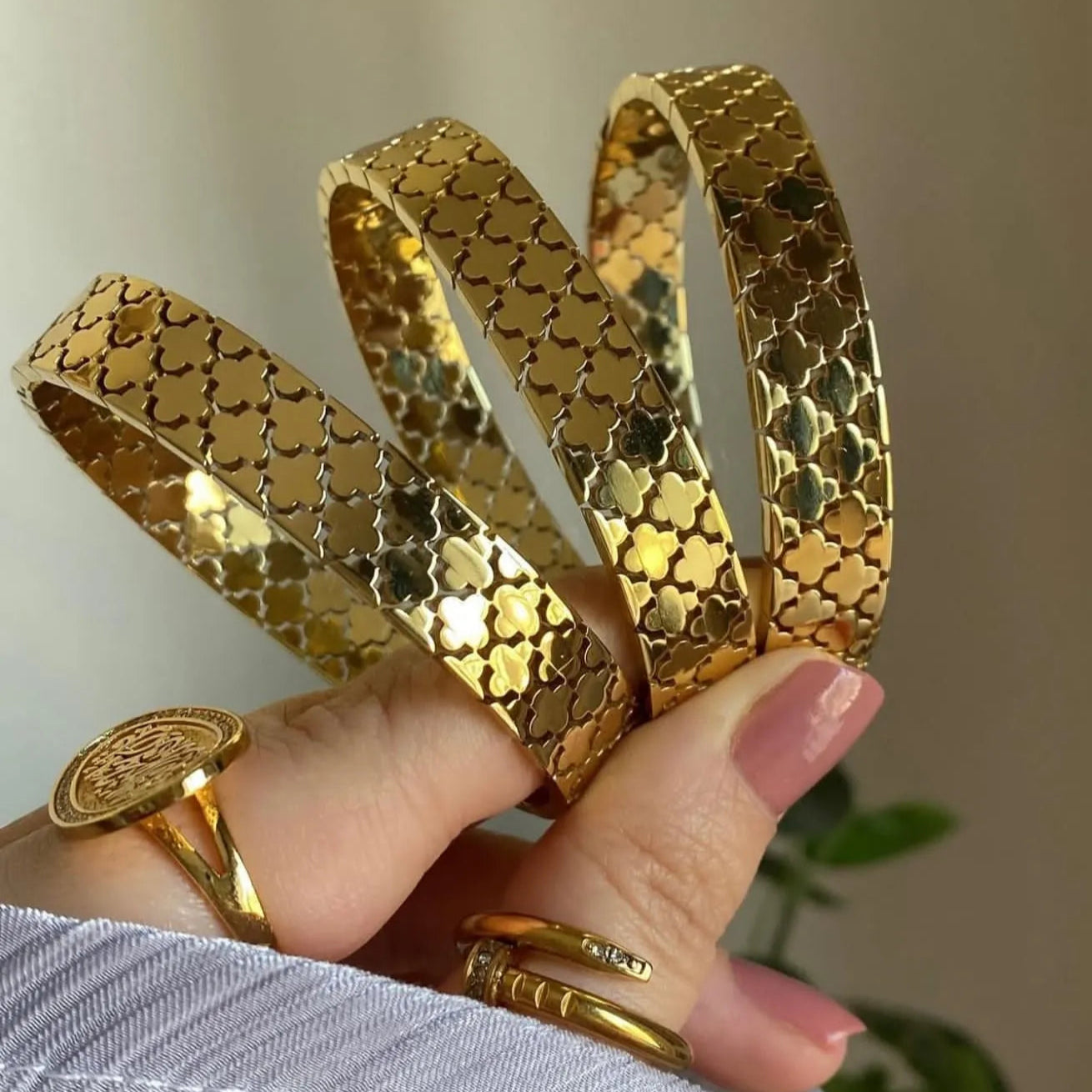 Golden Honeycomb Stainless Bracelet
