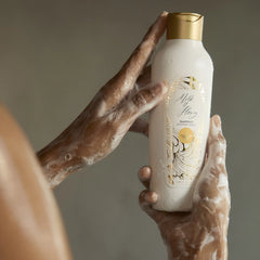 Oriflame Milk & Honey Gold Pampering Shower Cream - 250ml