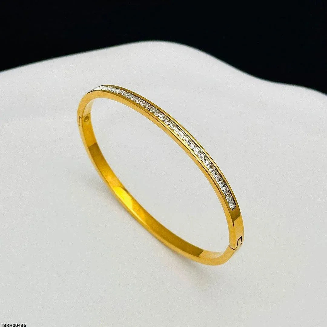 Gold Plated Crystal Incrusted Bangle 