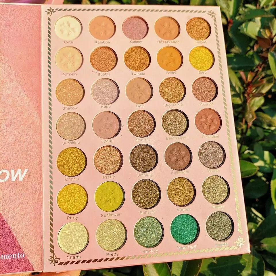 82-Color Fashionable Book Eyeshadow Palette