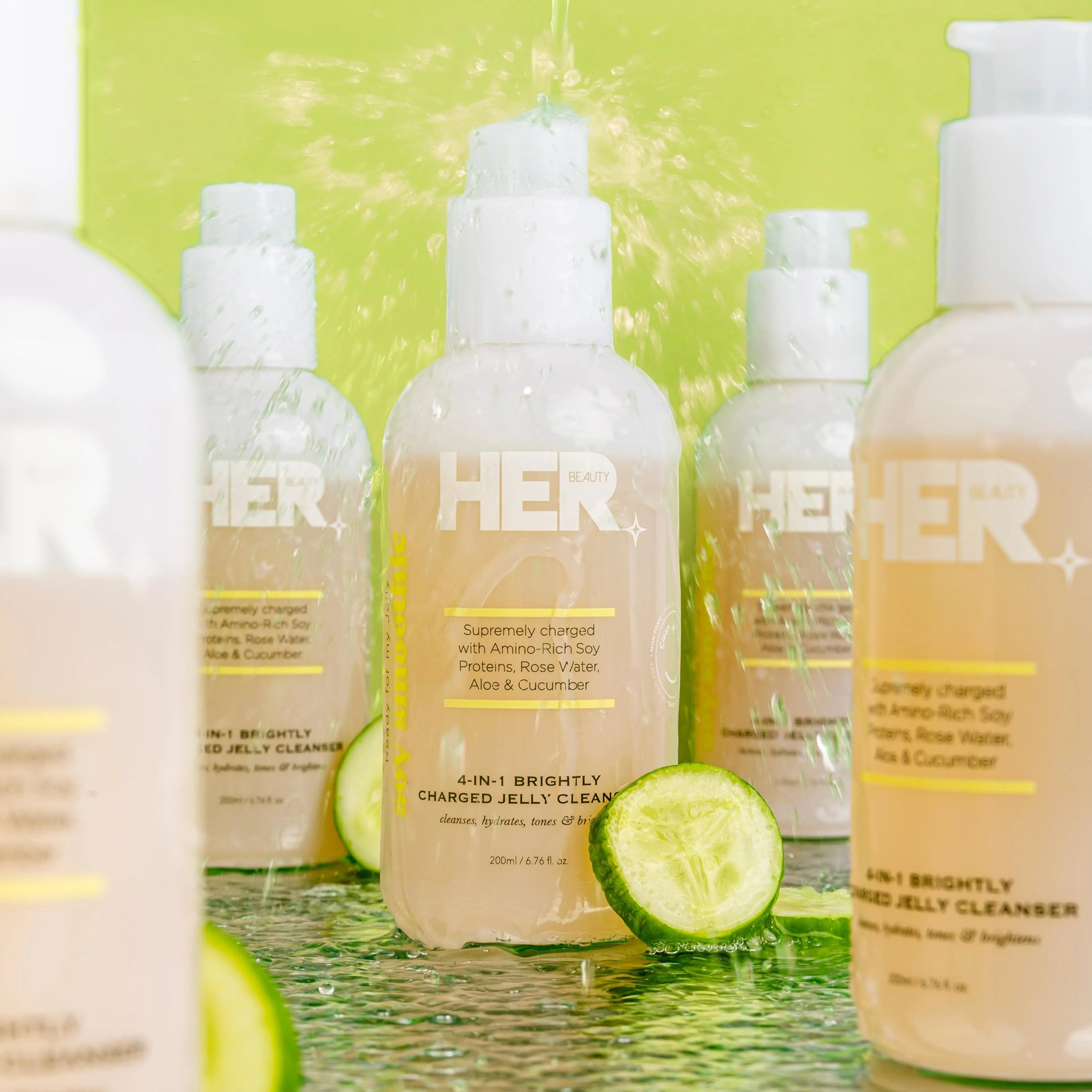 HER Beauty soy smoothie 4 in 1 Brightly Charged Jelly Cleanser 200ml
