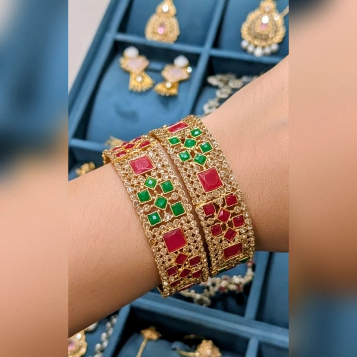 2PCS Adjustable Bangles – Elegant & Comfortable Fit