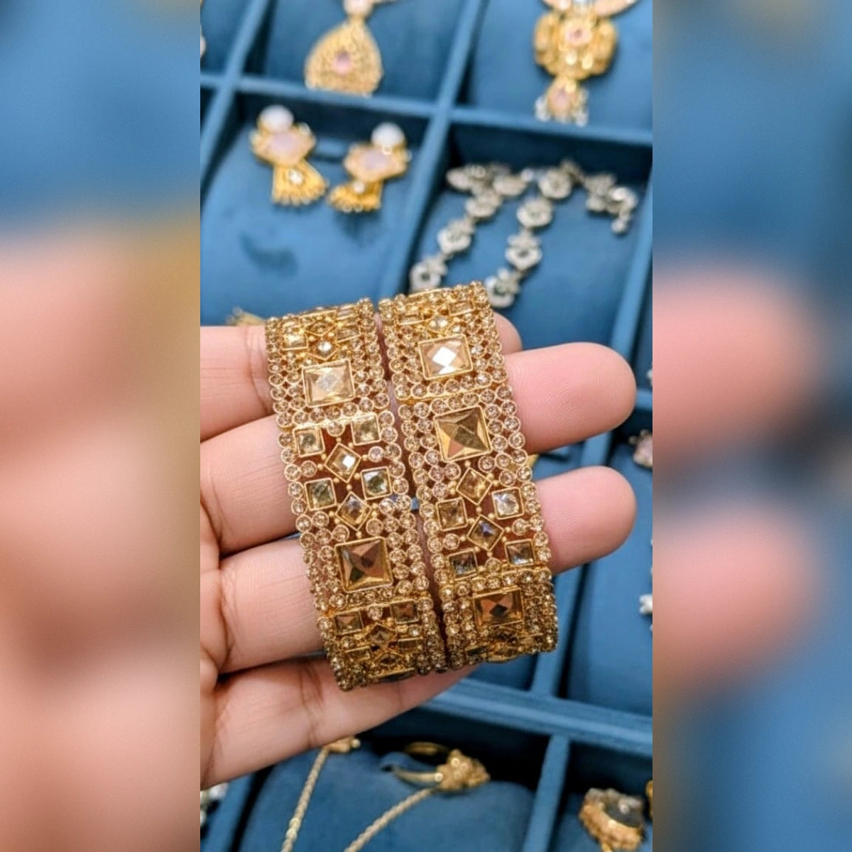 2PCS Adjustable Bangles – Elegant & Comfortable Fit