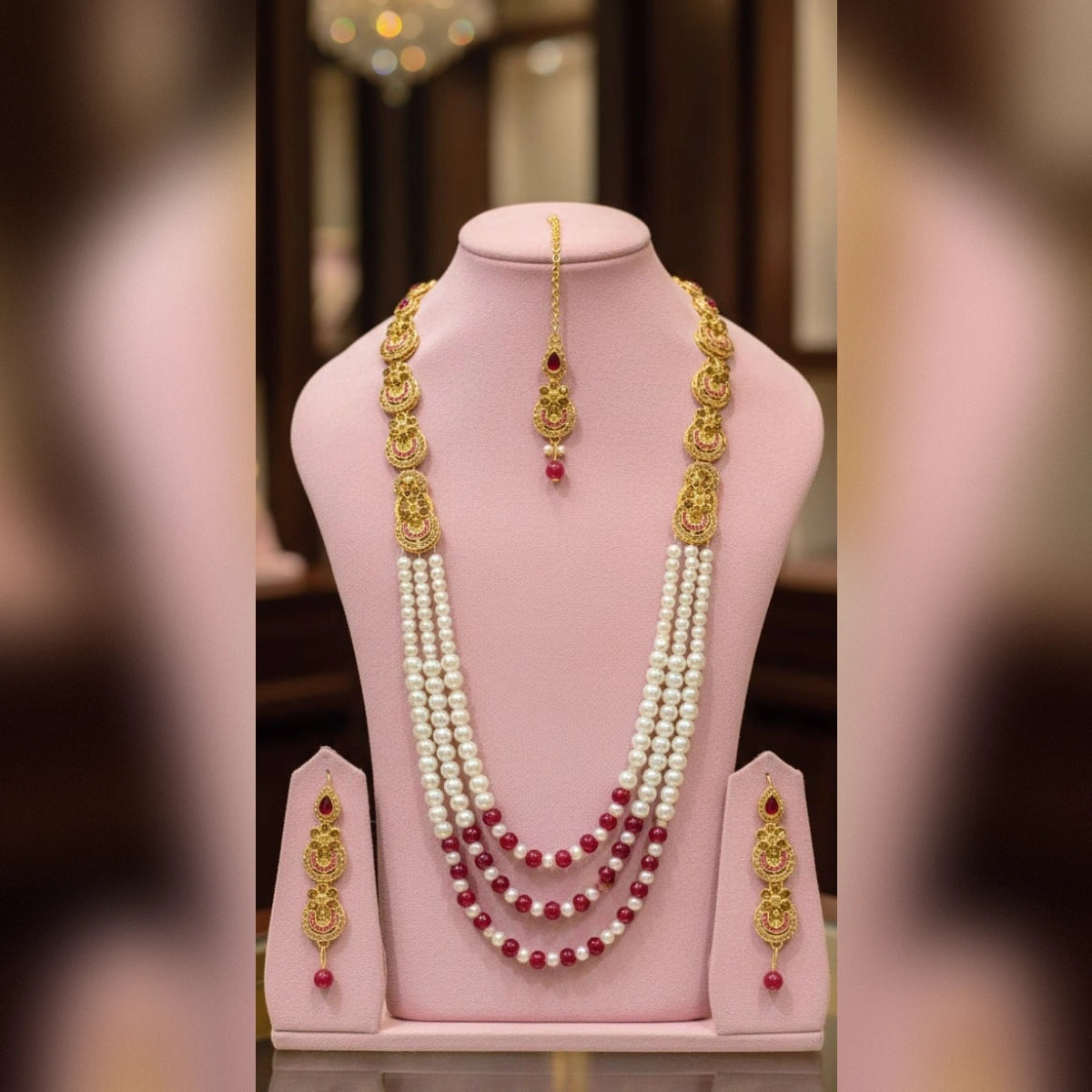 Elegant Pearl Mala set