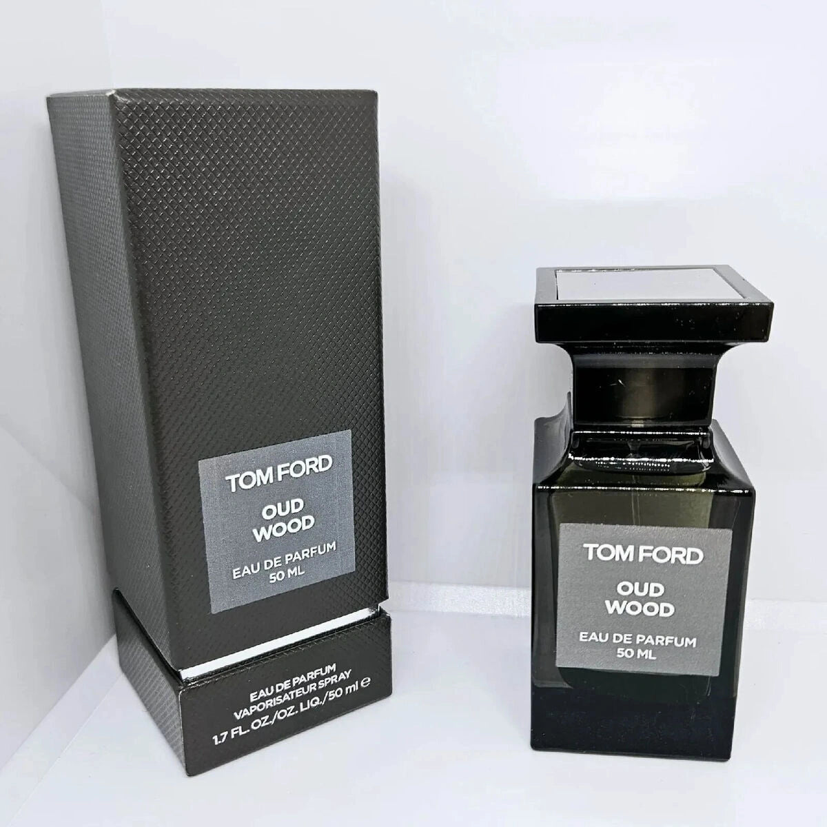 Tom Ford Oud Wood Eau de Parfum High Quality with 24 Hours Lasting - 100ml