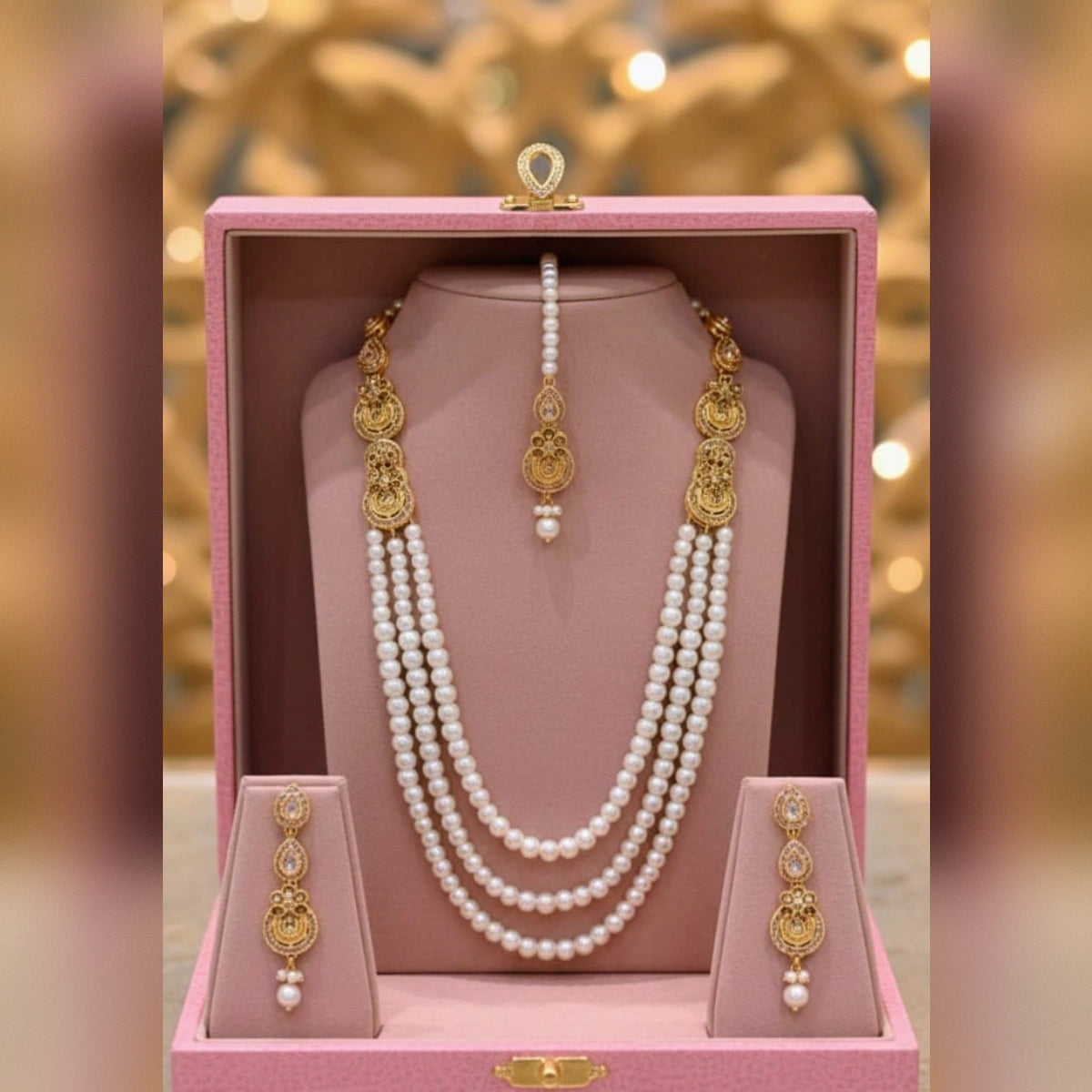 Elegant Pearl Mala set